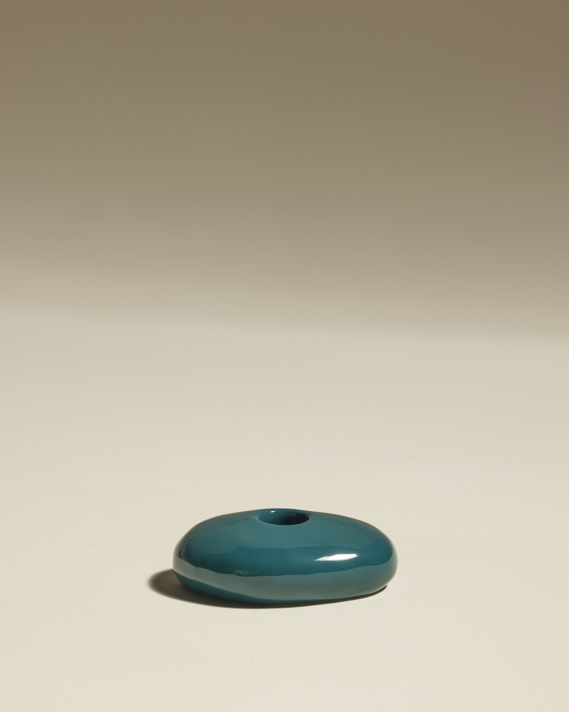 Kerzenhalter "Stone" von Sarah Lavoine