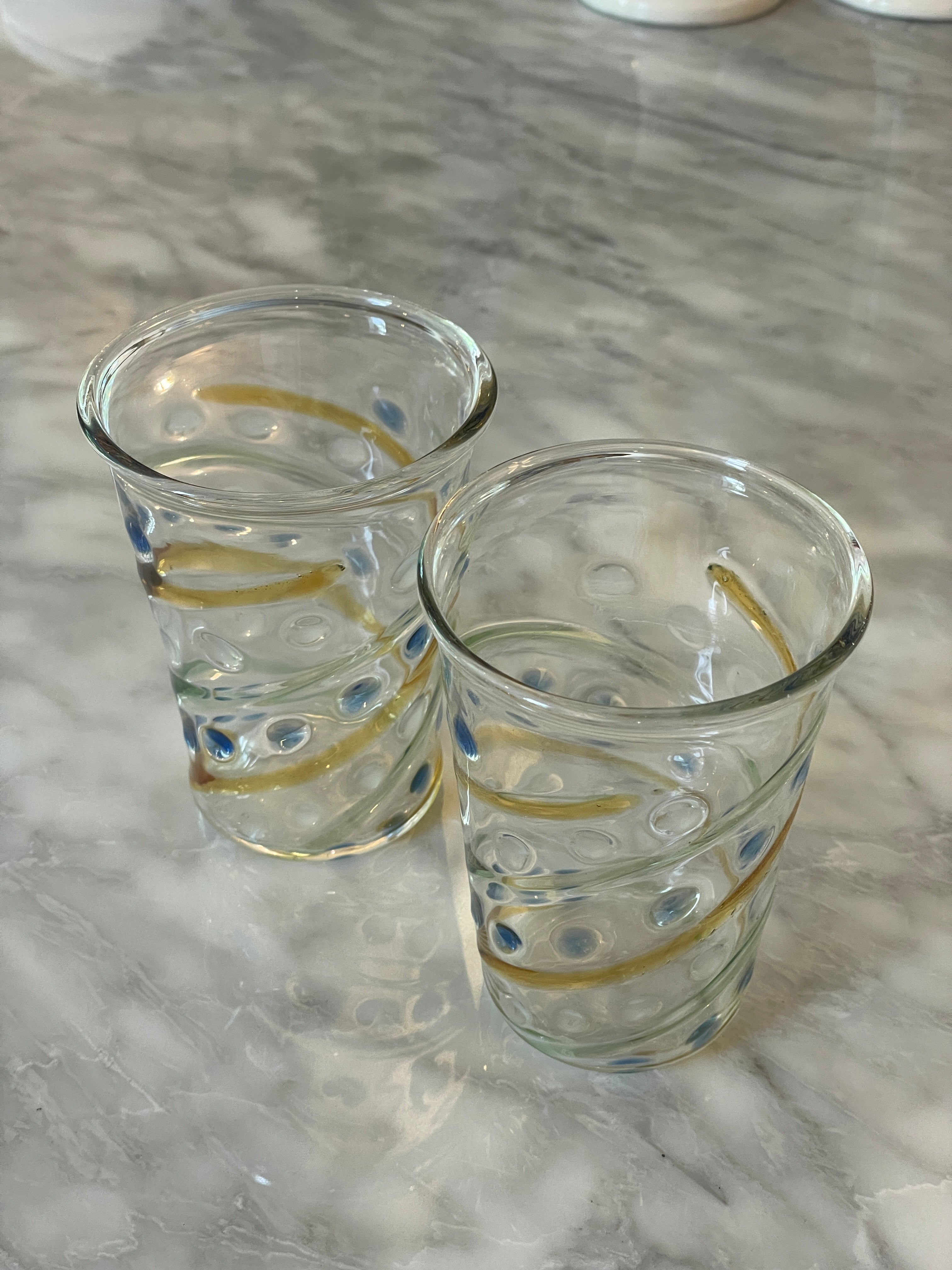 Mouth-blown glasses with various patterns