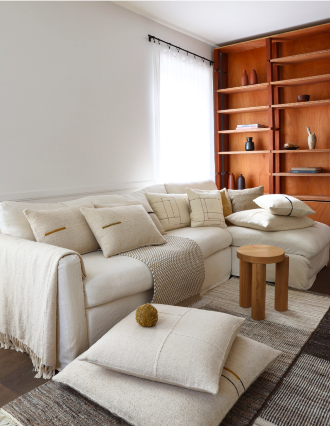 Handgewebtes Kissen "Sema white-olive"