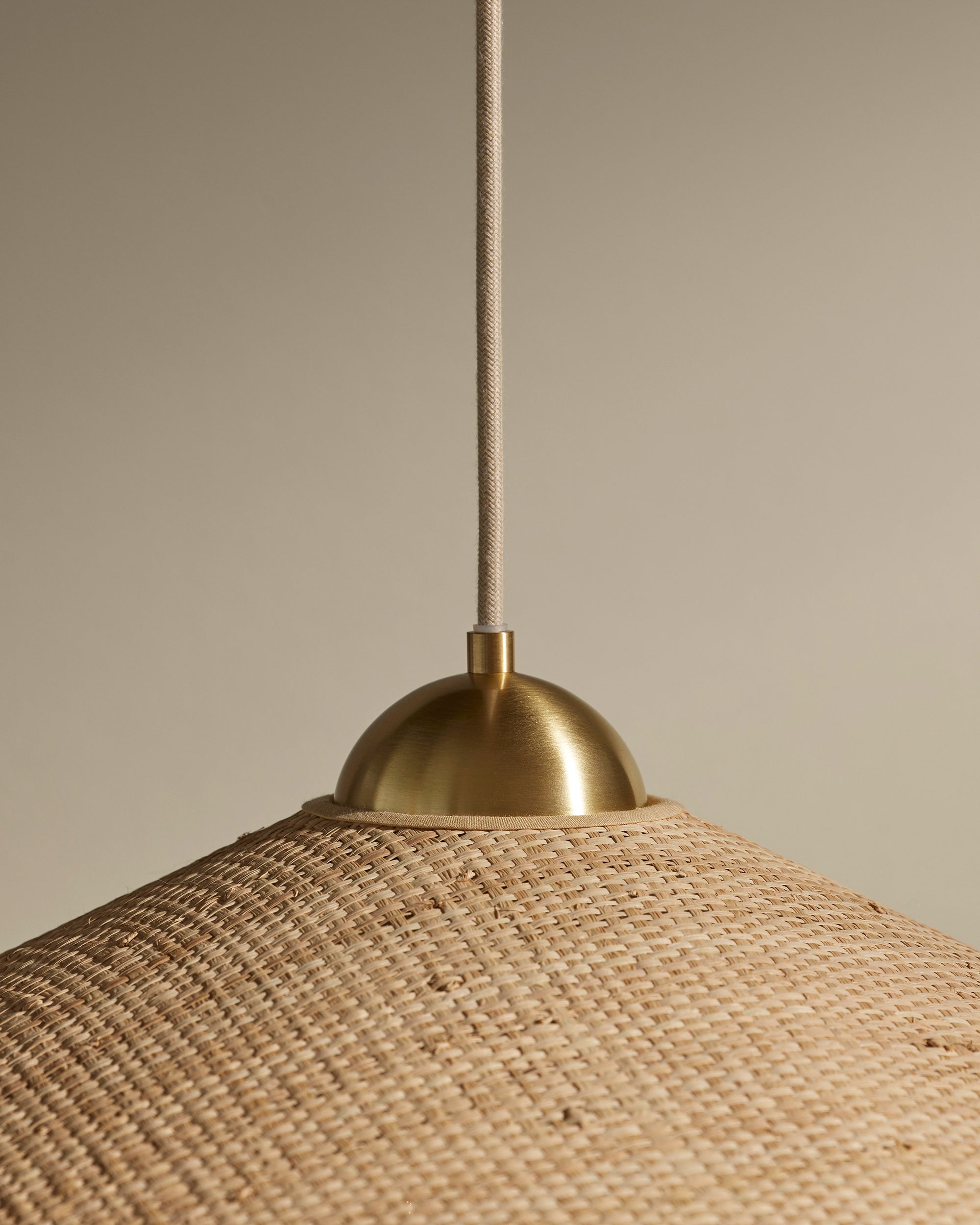 Ceiling lamp "Songe" by Sarah Lavoine made of raffia
