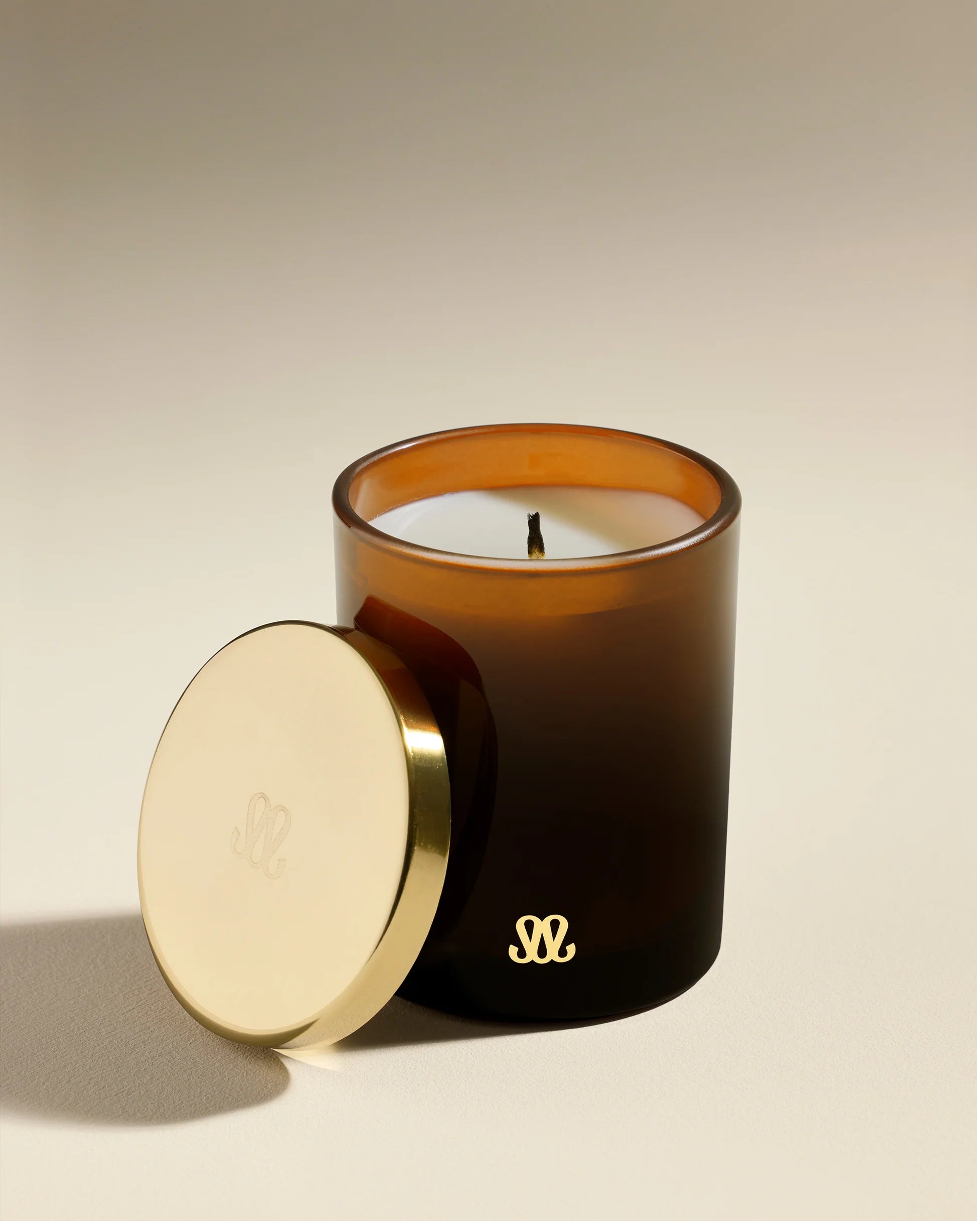“Quinconces” scented candle by Sarah Lavoine