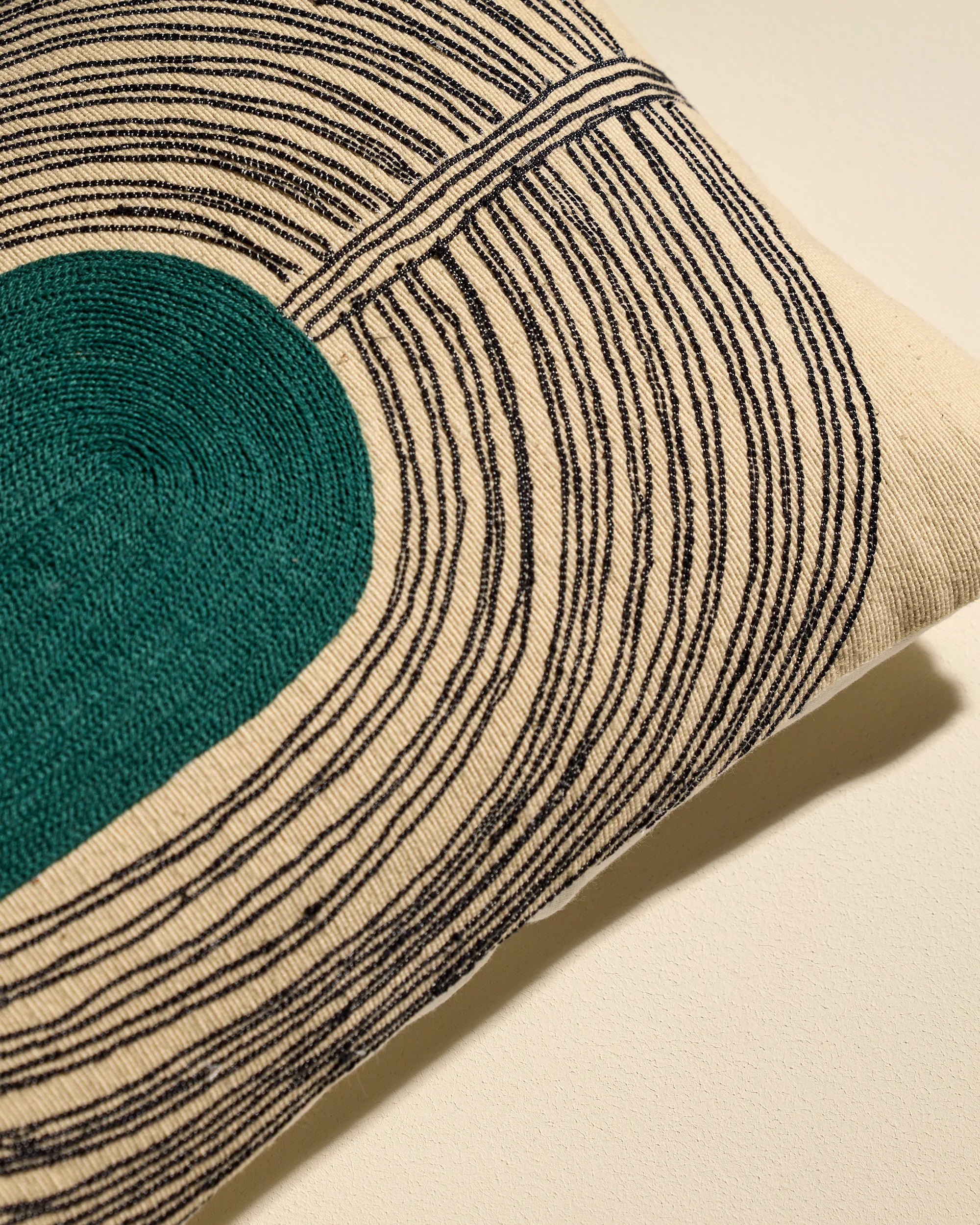 "Mirage" Kissen von Maison Sarah Lavoine