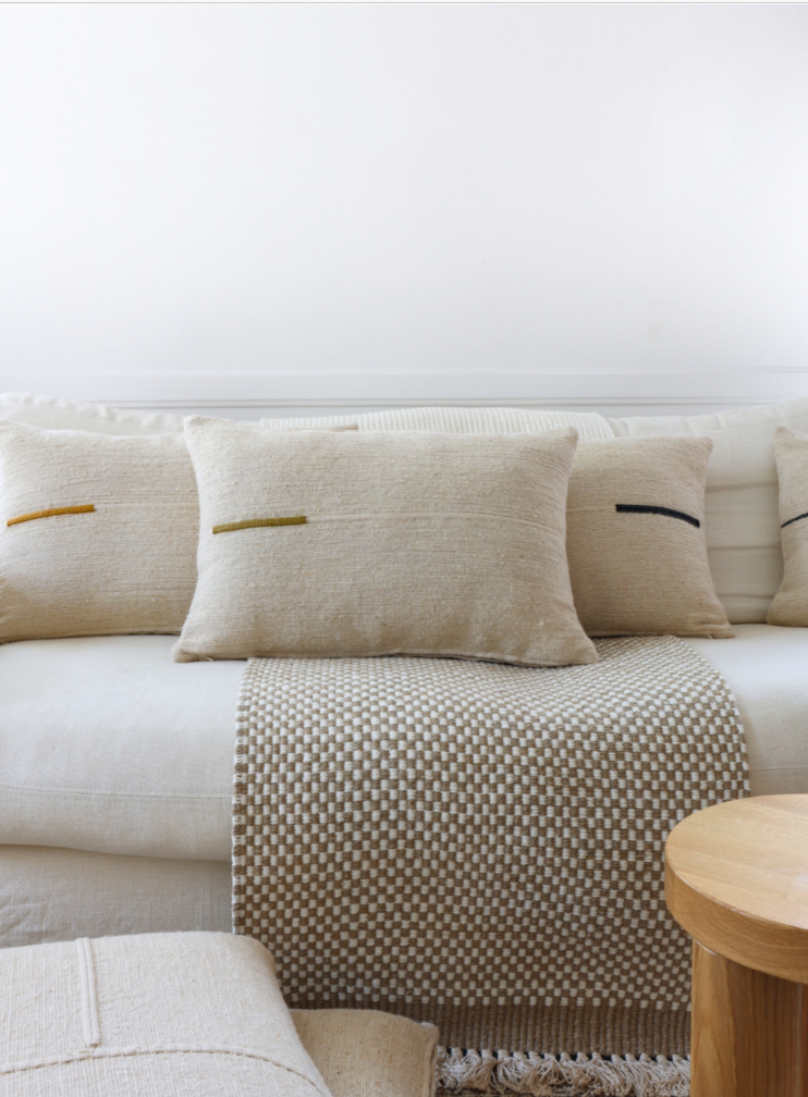 Handgewebtes Kissen "Sema white-olive"