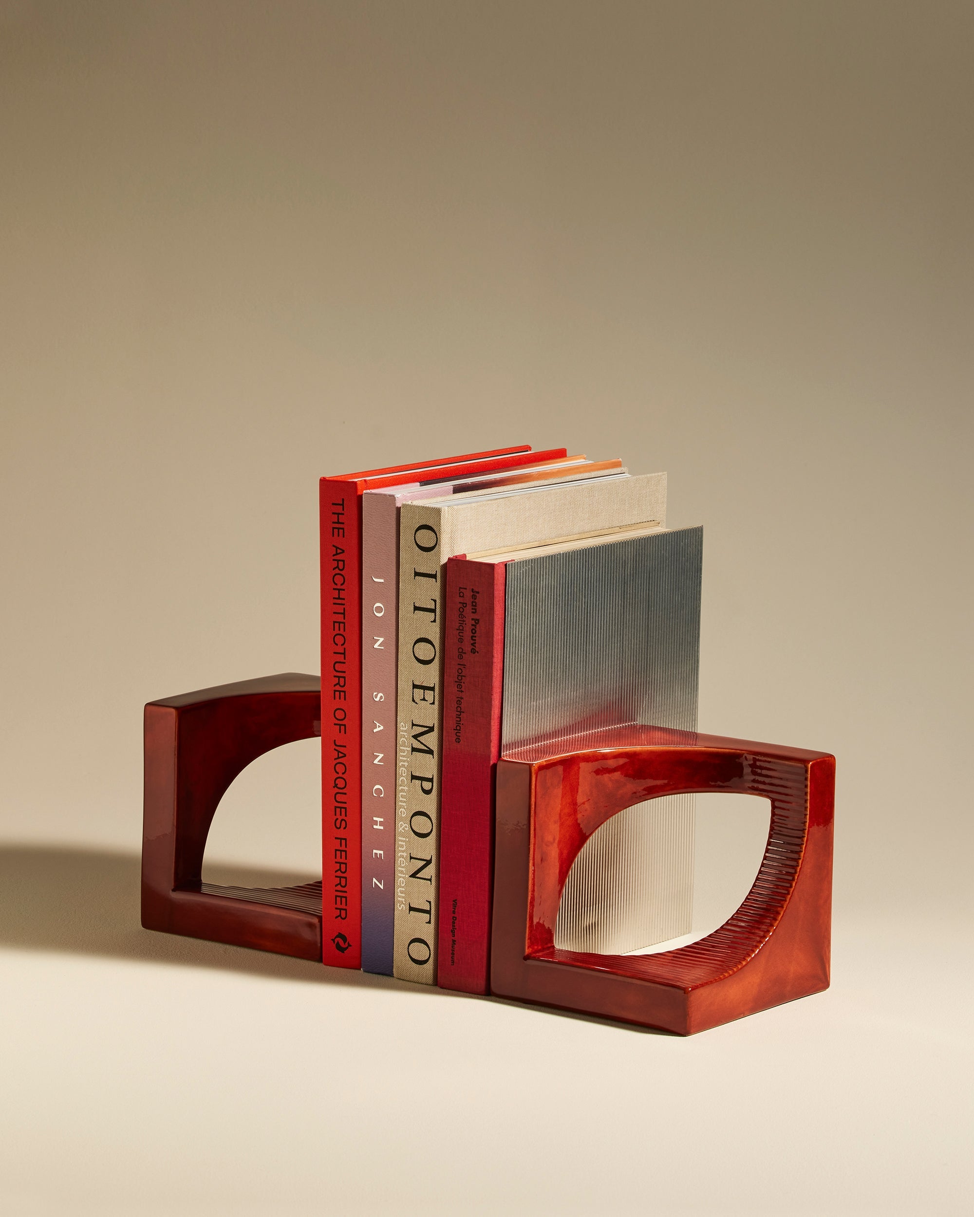 Buchstütze von Sarah Lavoine