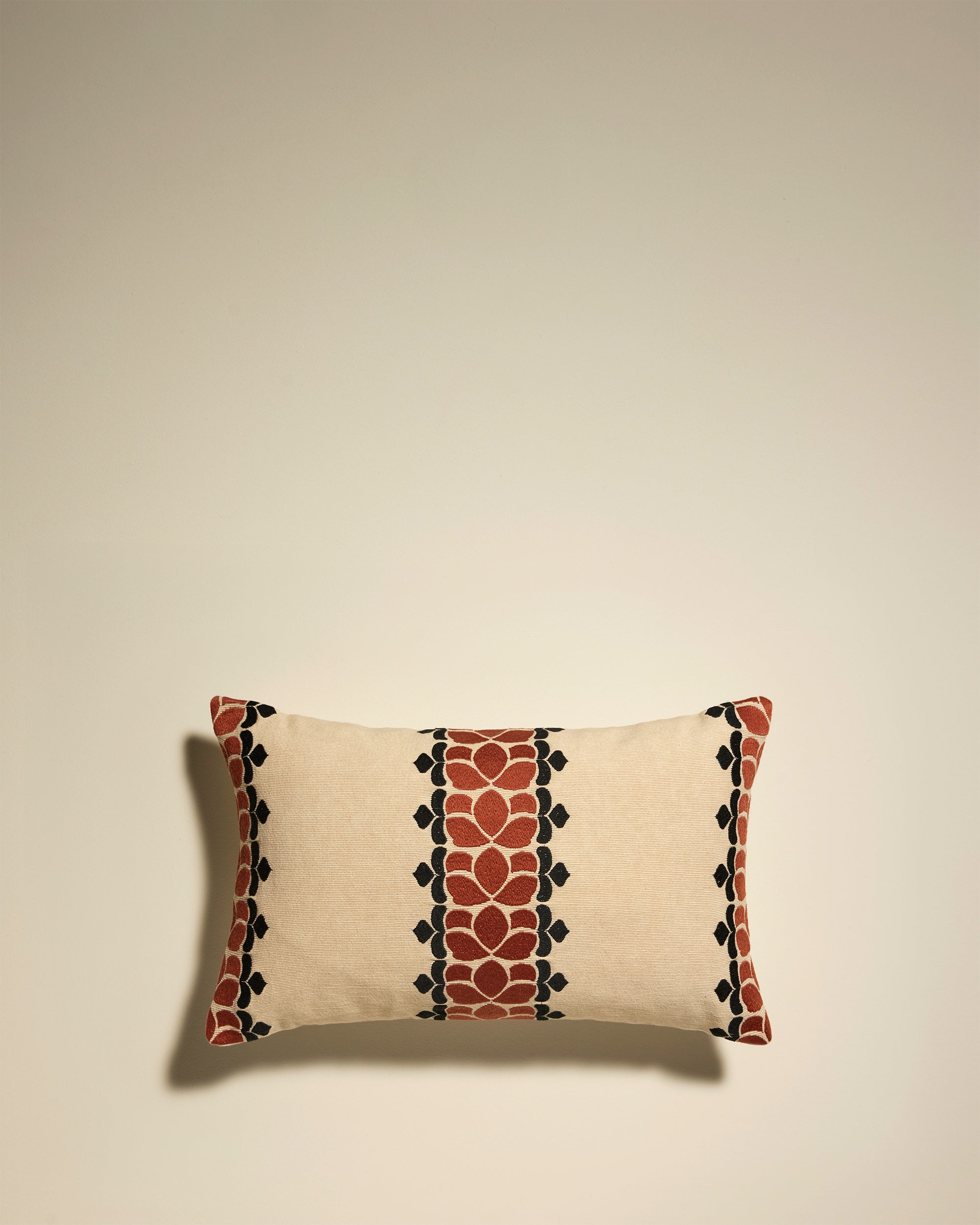 Cushion "Flore" rectangular by Sarah Lavoine