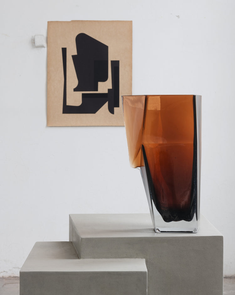 "Dunk" glass vase
