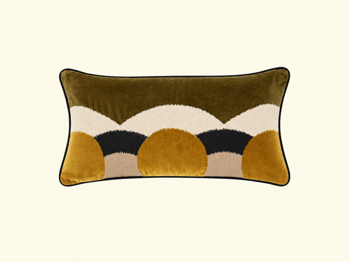 Cushions from Élitis in various colors