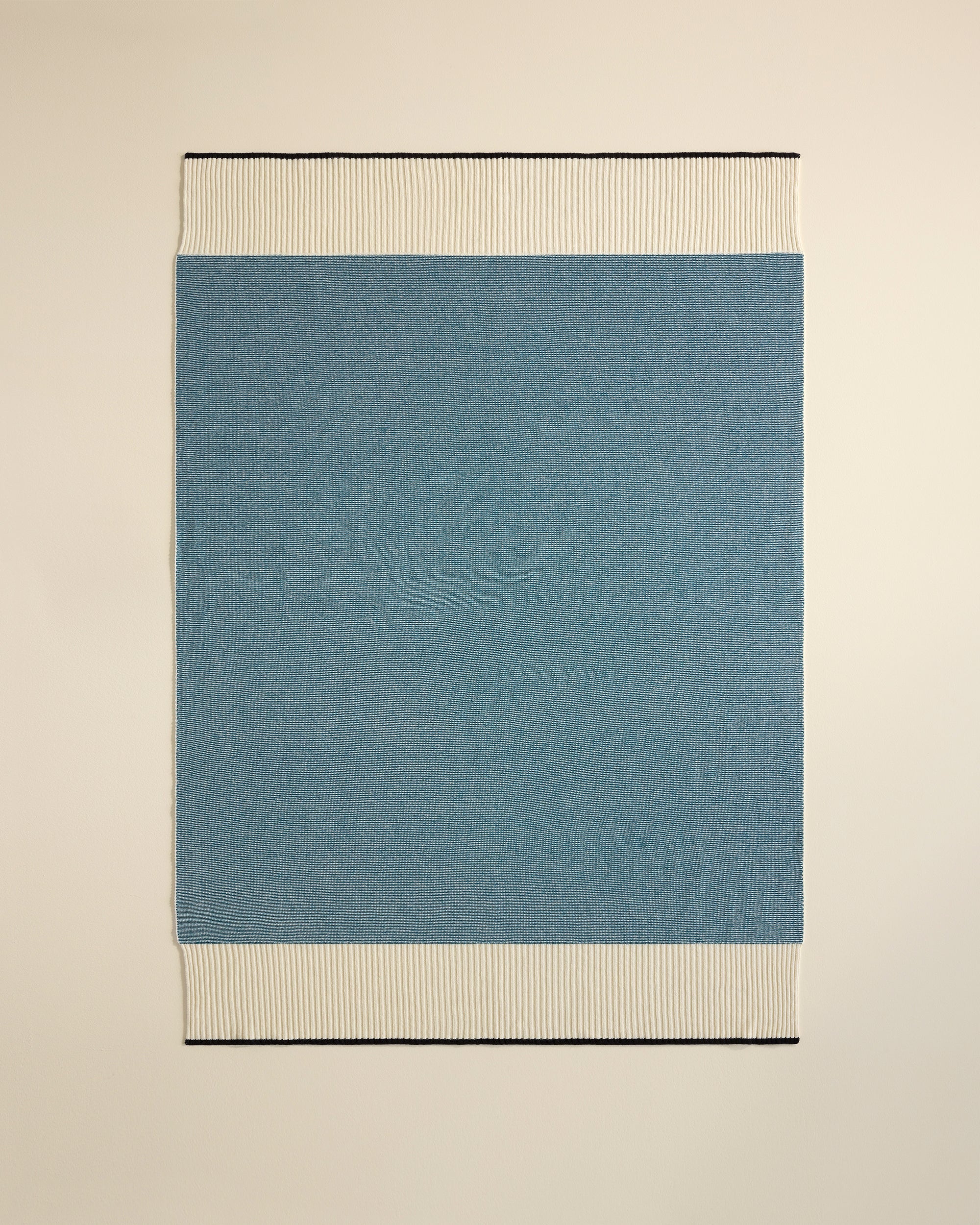 Wolldecke "Sky" von Maison Sarah Lavoine