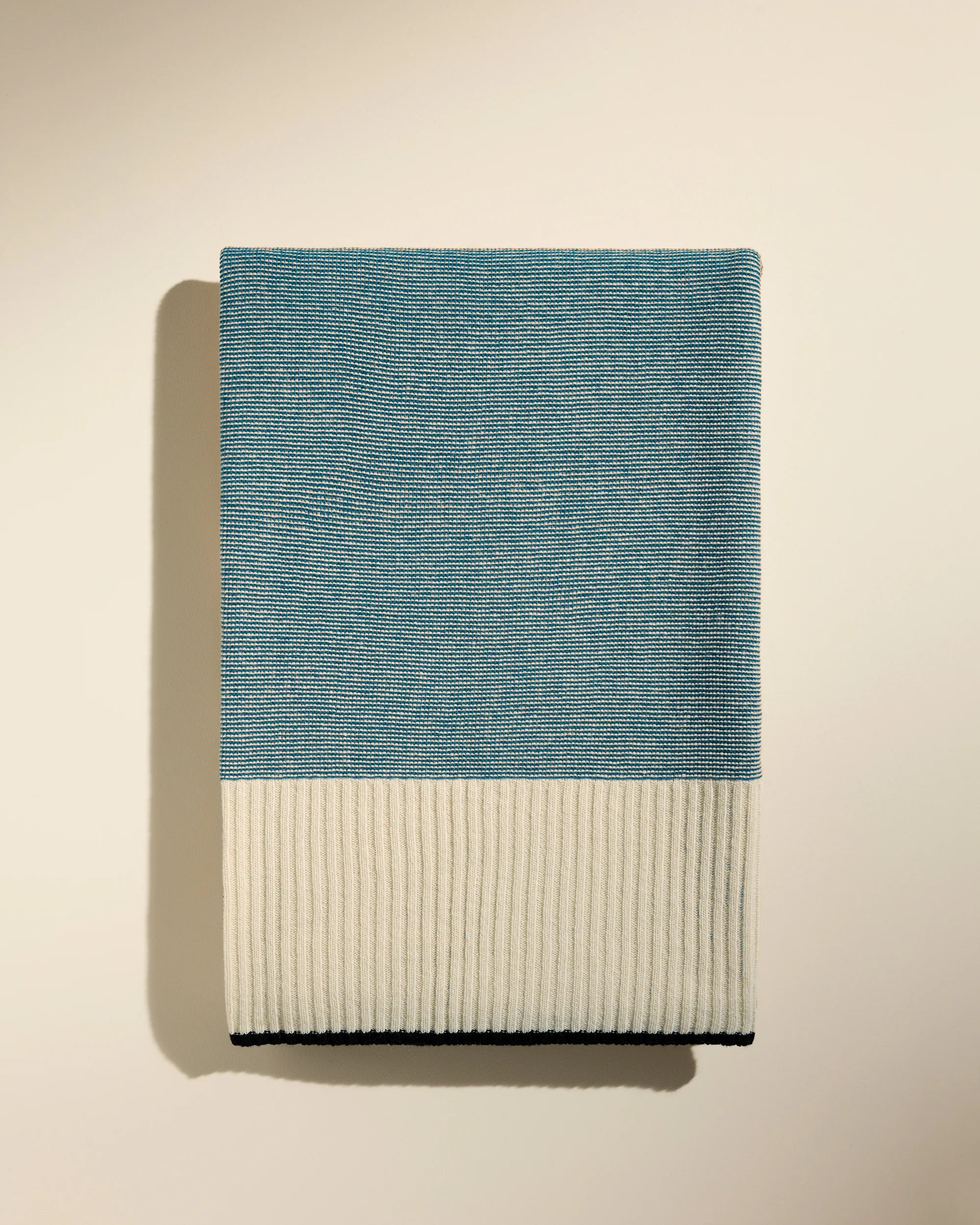 Wolldecke "Sky" von Maison Sarah Lavoine